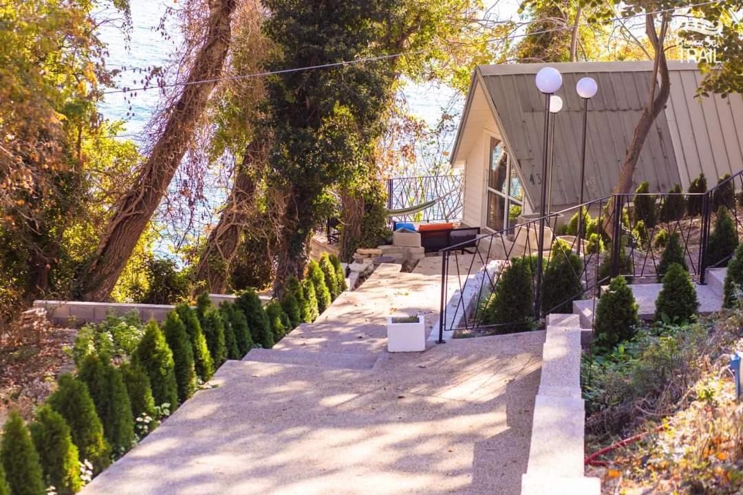 къщички синьо лято, черноморец - - Blue Summer Ferienhaus *