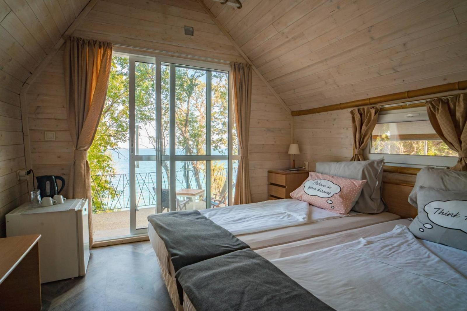 къщички синьо лято, черноморец - - Blue Summer Ferienhaus Warna